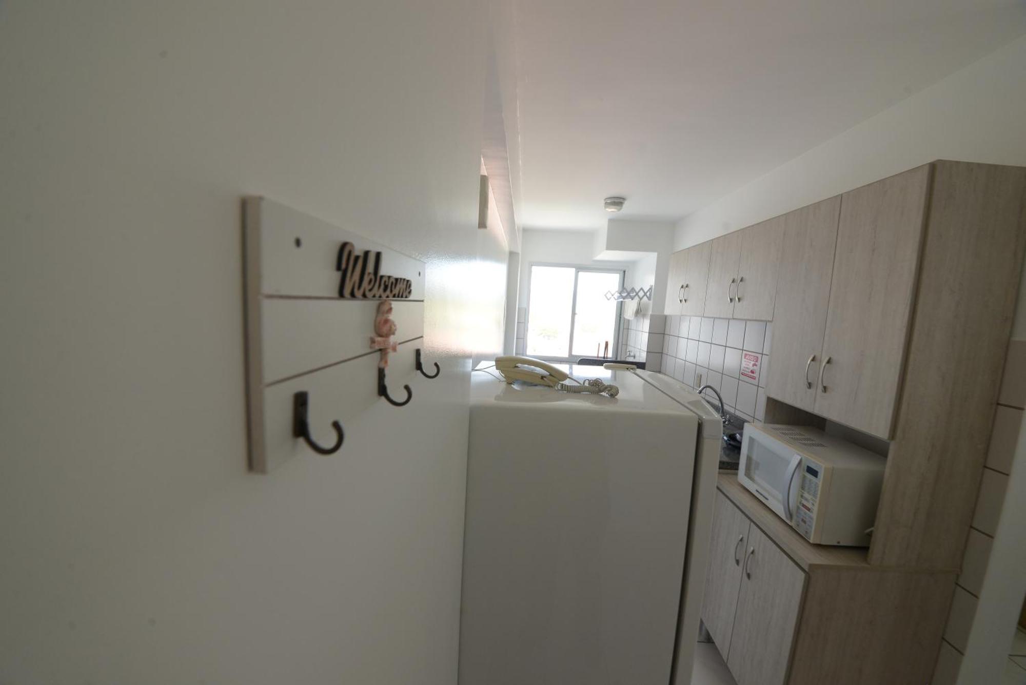 Confortavel Apto Em Apartamento *